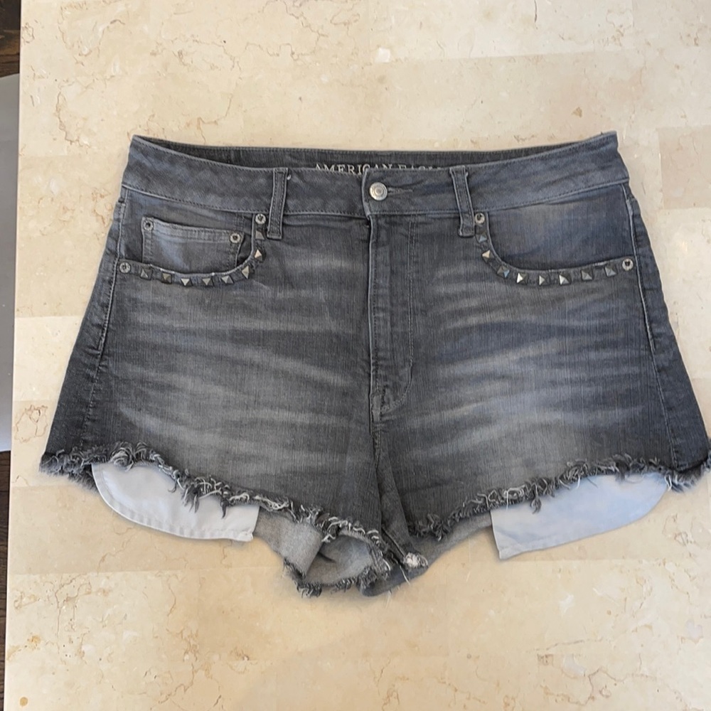 AE Vintage Hi-Rise Festival Jean Shorts - Size 12